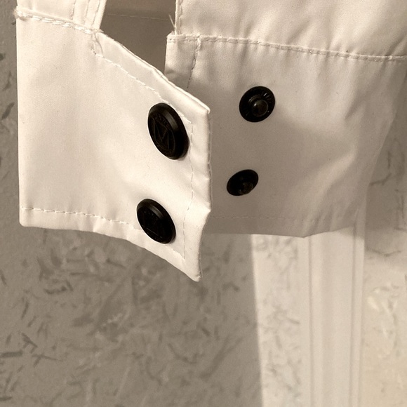 Andrew Marc white rain jacket with hidden hood. Beautiful detail. - Picture 5 of 6